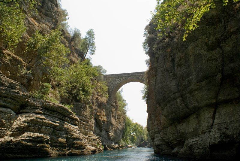The Köprüçay River flowing between the rocky slopes of Köprülü Canyon.